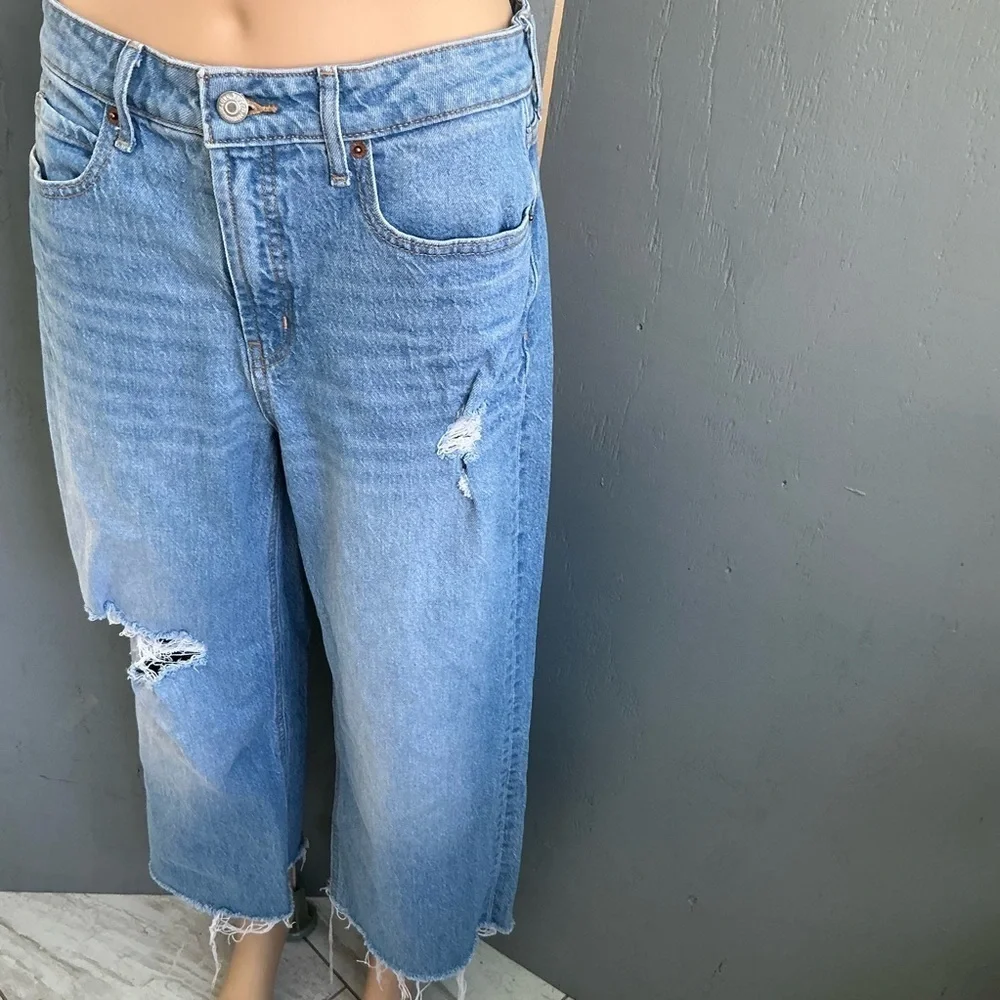 Old Navy trendy light